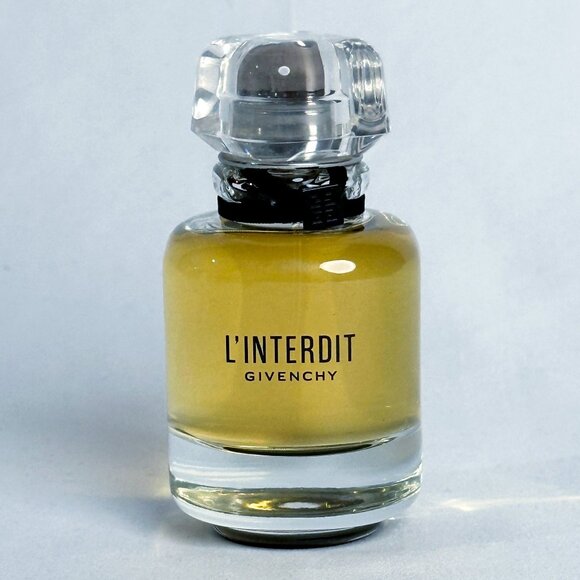 Givenchy L’interdit - Picture 1 of 6